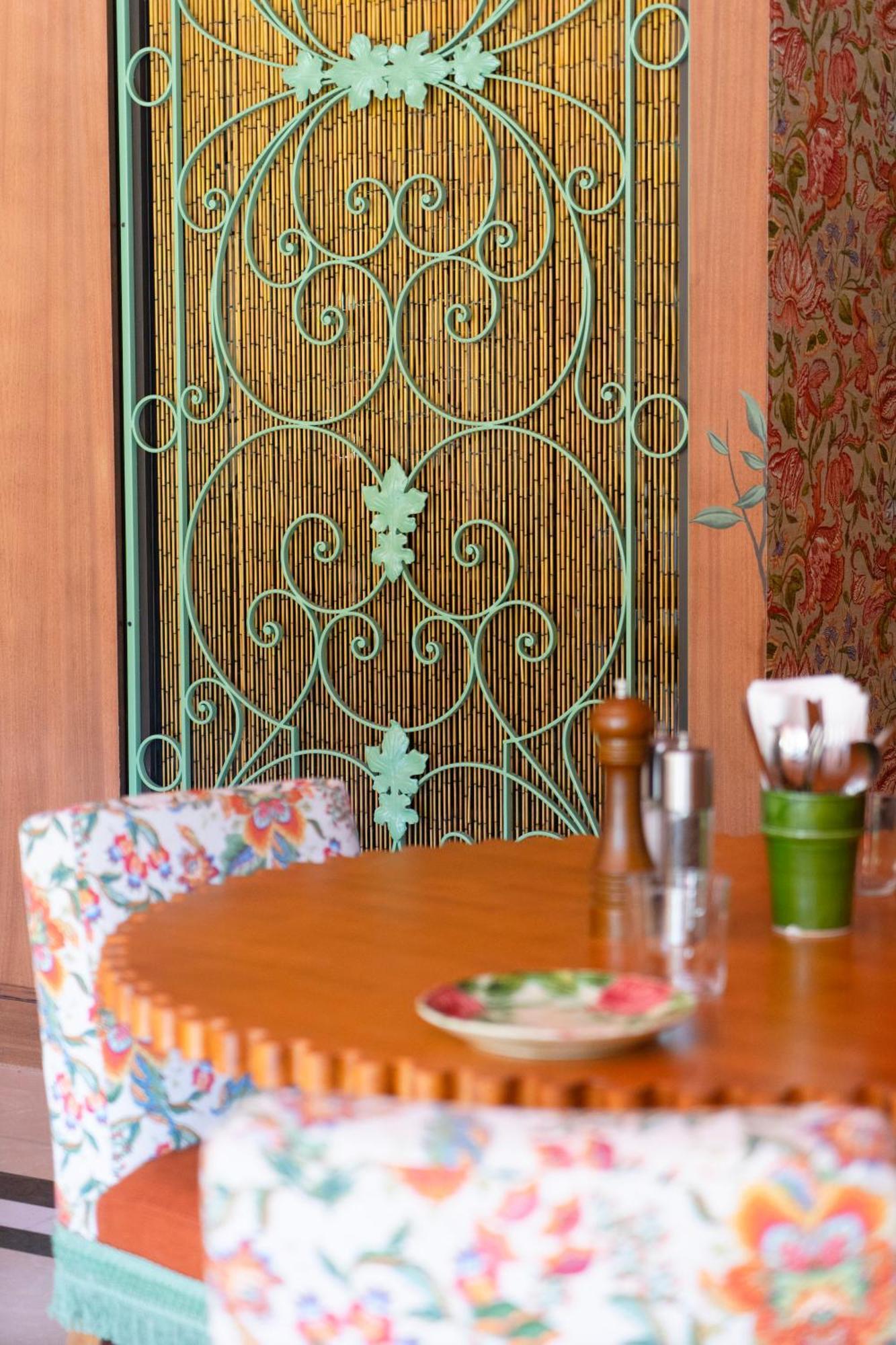 Hotel Juana Luaran gambar