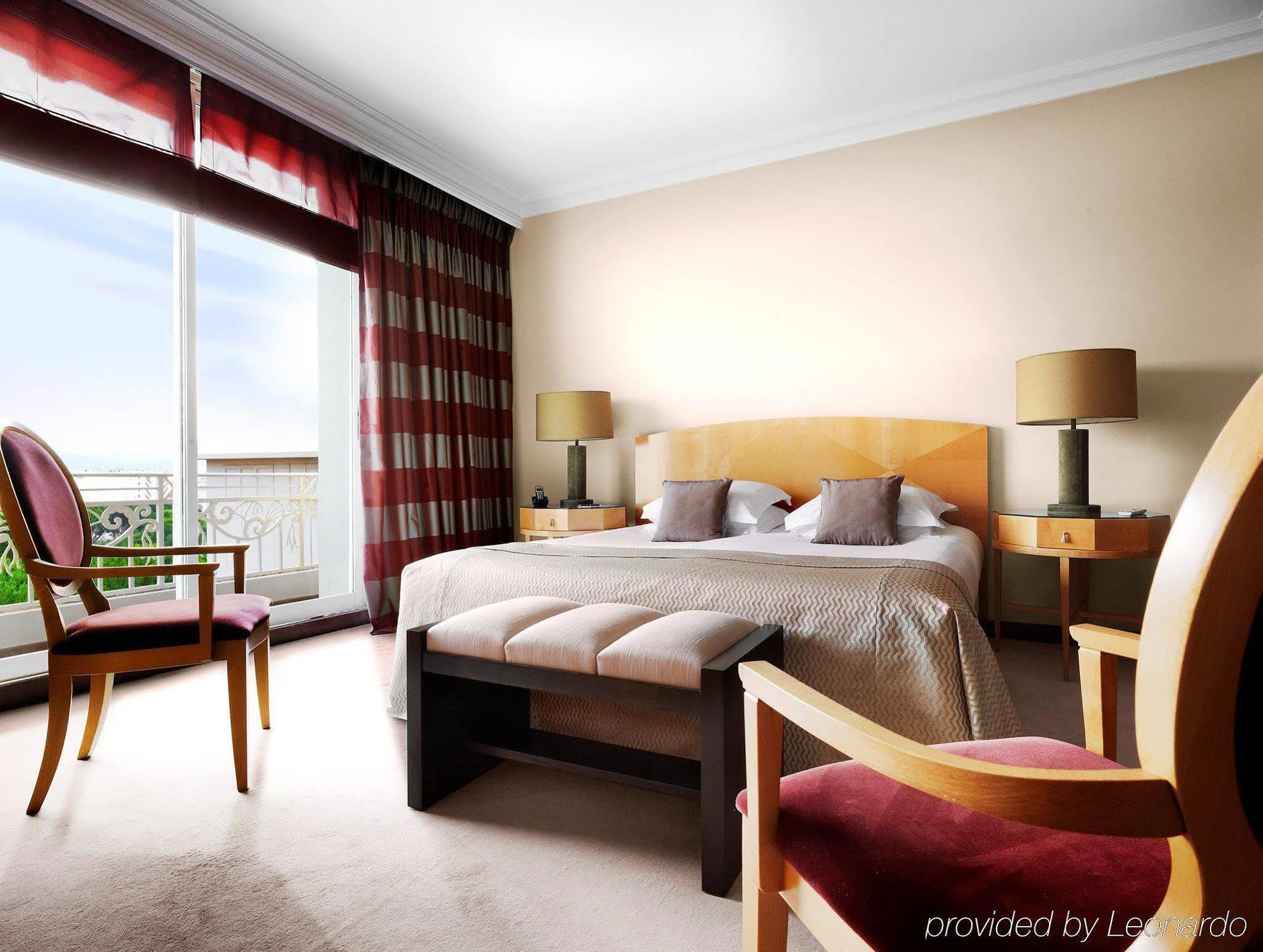 Hotel Juana Luaran gambar